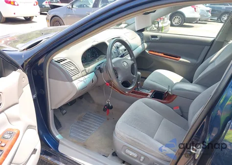 2004 Toyota Camry Xle from USA, damaged, VIN 4T1BE30K24U314370